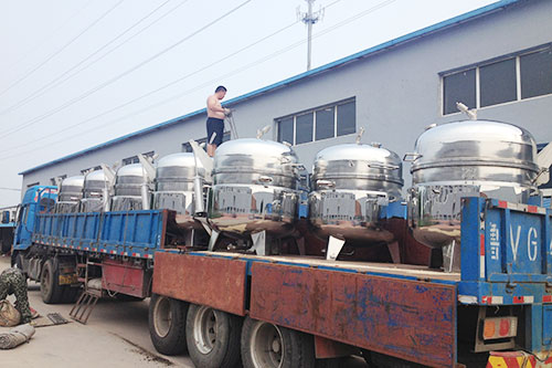 蒸煮鍋發(fā)往沾化發(fā)貨現(xiàn)場(chǎng)圖